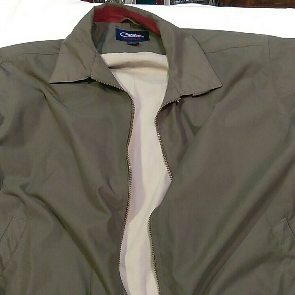Catalina mens or women's wind breaker - Picture 3 of 7